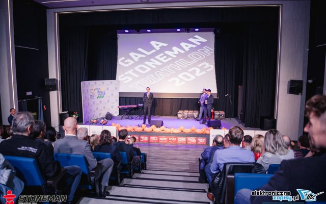 Paweł Miziarski - organizator StoneMan Triathlon 2023 na gali podsumowującej sezon